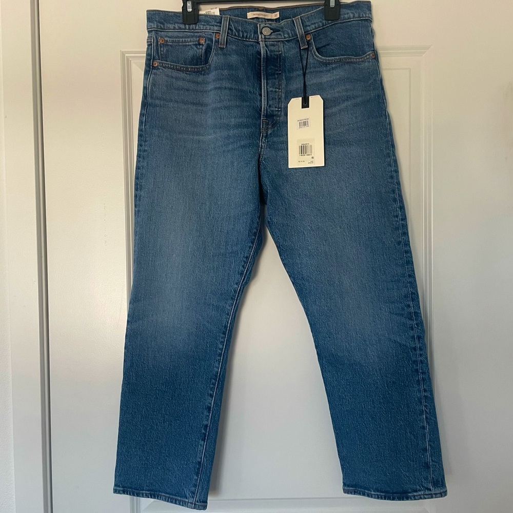 Levi’s Wedgie Straight Jeans - 32